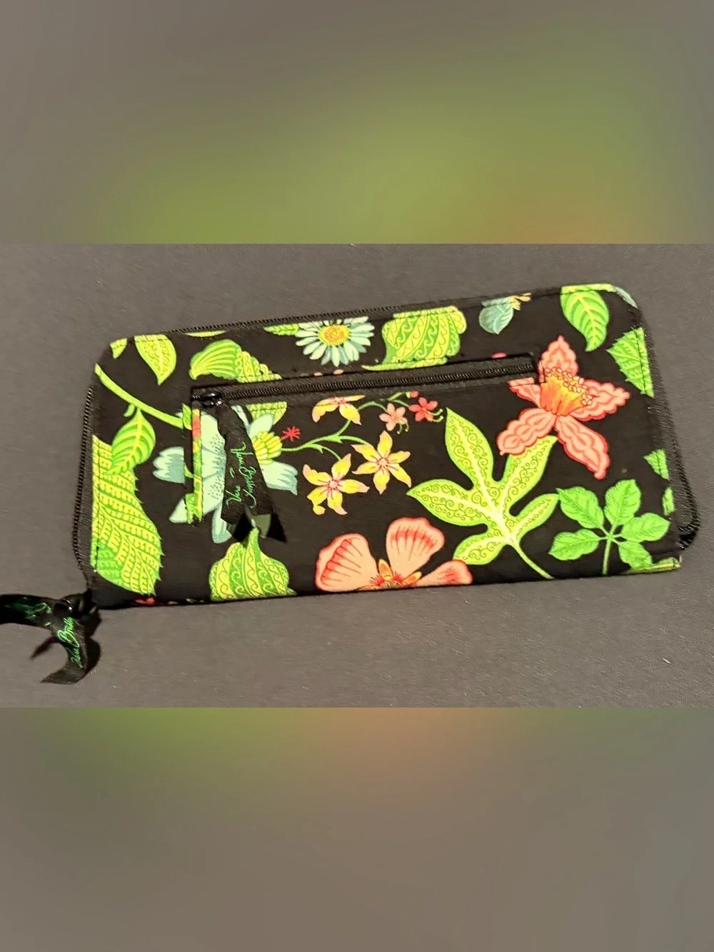Vera Bradley Retired Botanical Design Toiletries Bag & Travel Wallet